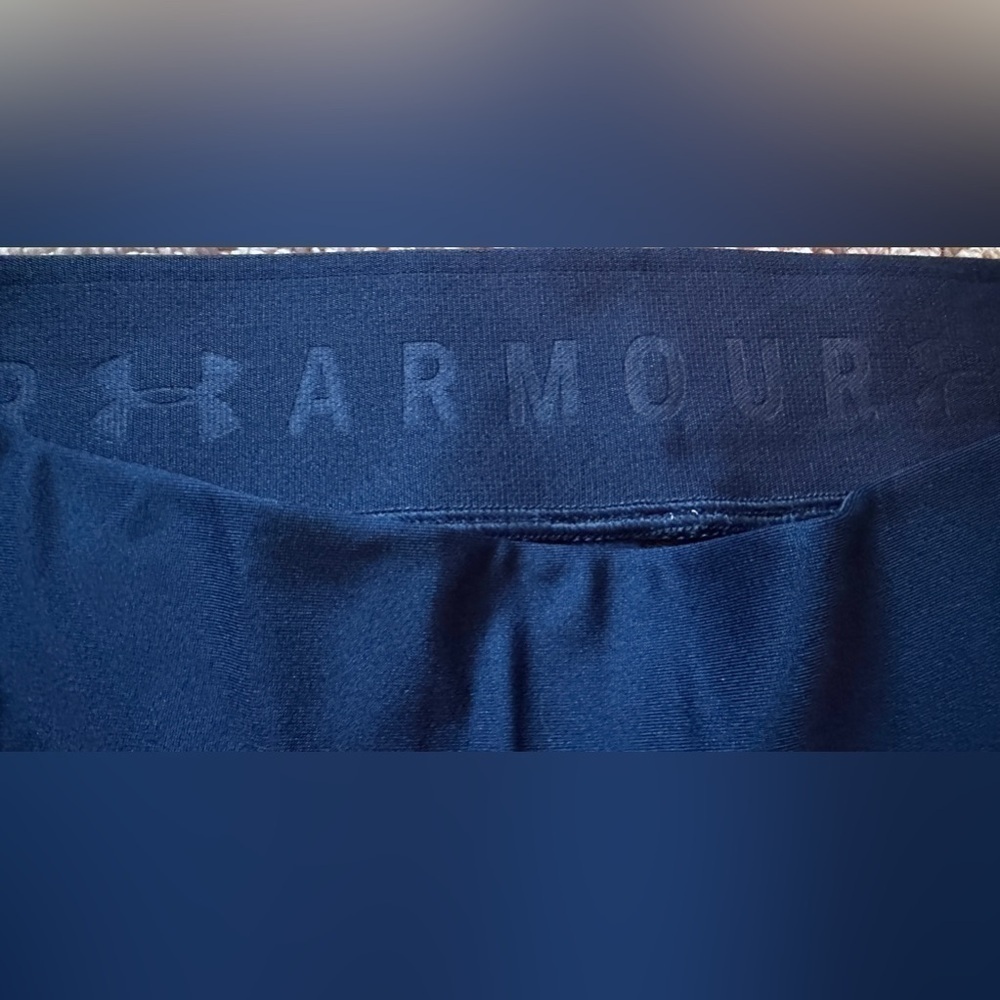 Under Armour Pink and Navy Compression Leggings - Picture 5 of 6